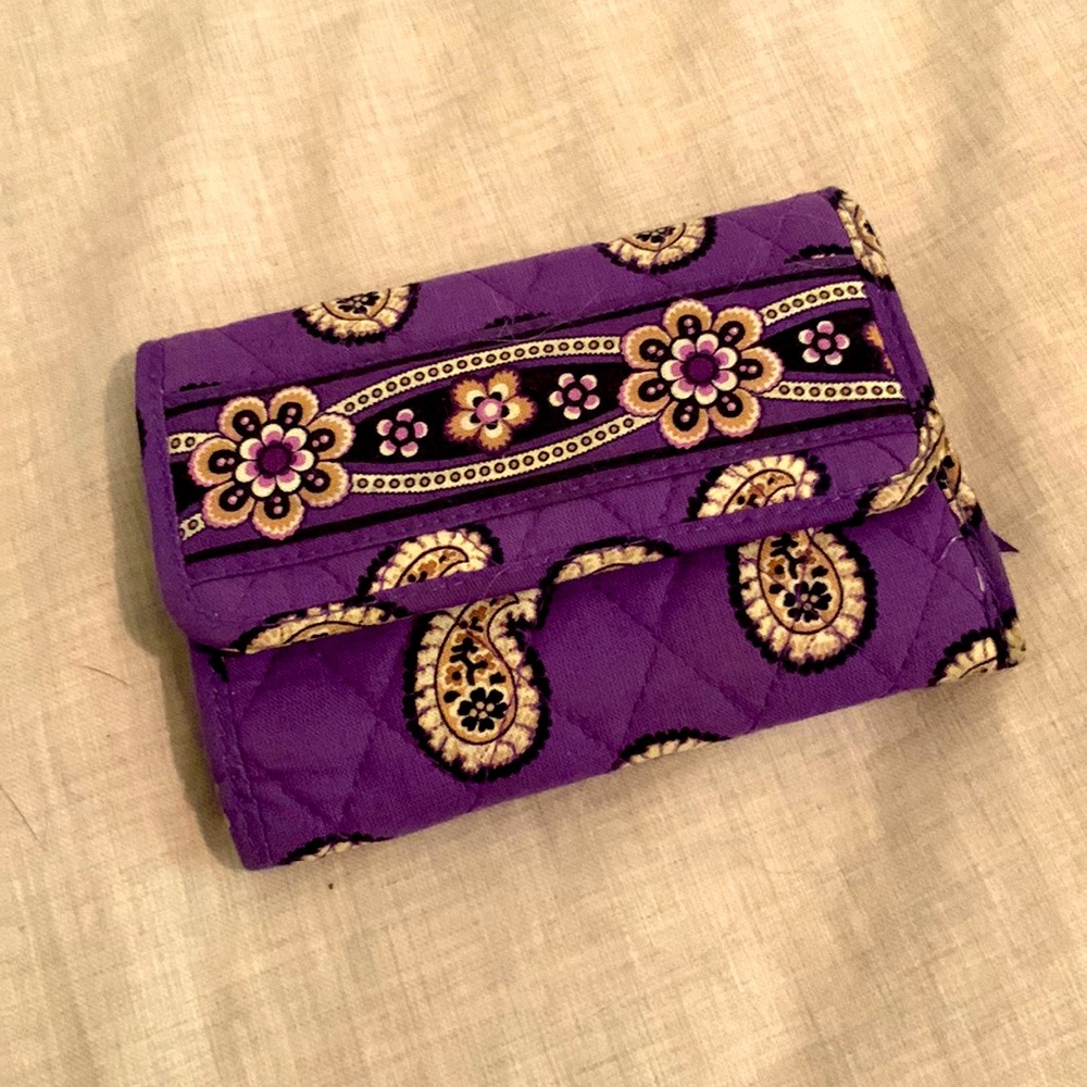 Vera Bradley Wallet like NEW